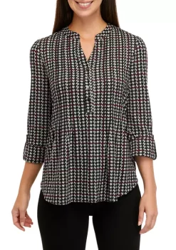 Brand new 🥰 Kim Rogers® Petite 3/4 Sleeve Henley Hacci Top ✨ -Kim Rogers® Shop Belk 1498