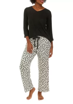 Brand new 🔥 Kim Rogers® 👩 Women's 3/4 Sleeve Whisper Soft Pajama Set 🛒 -Kim Rogers® Shop Belk 2461